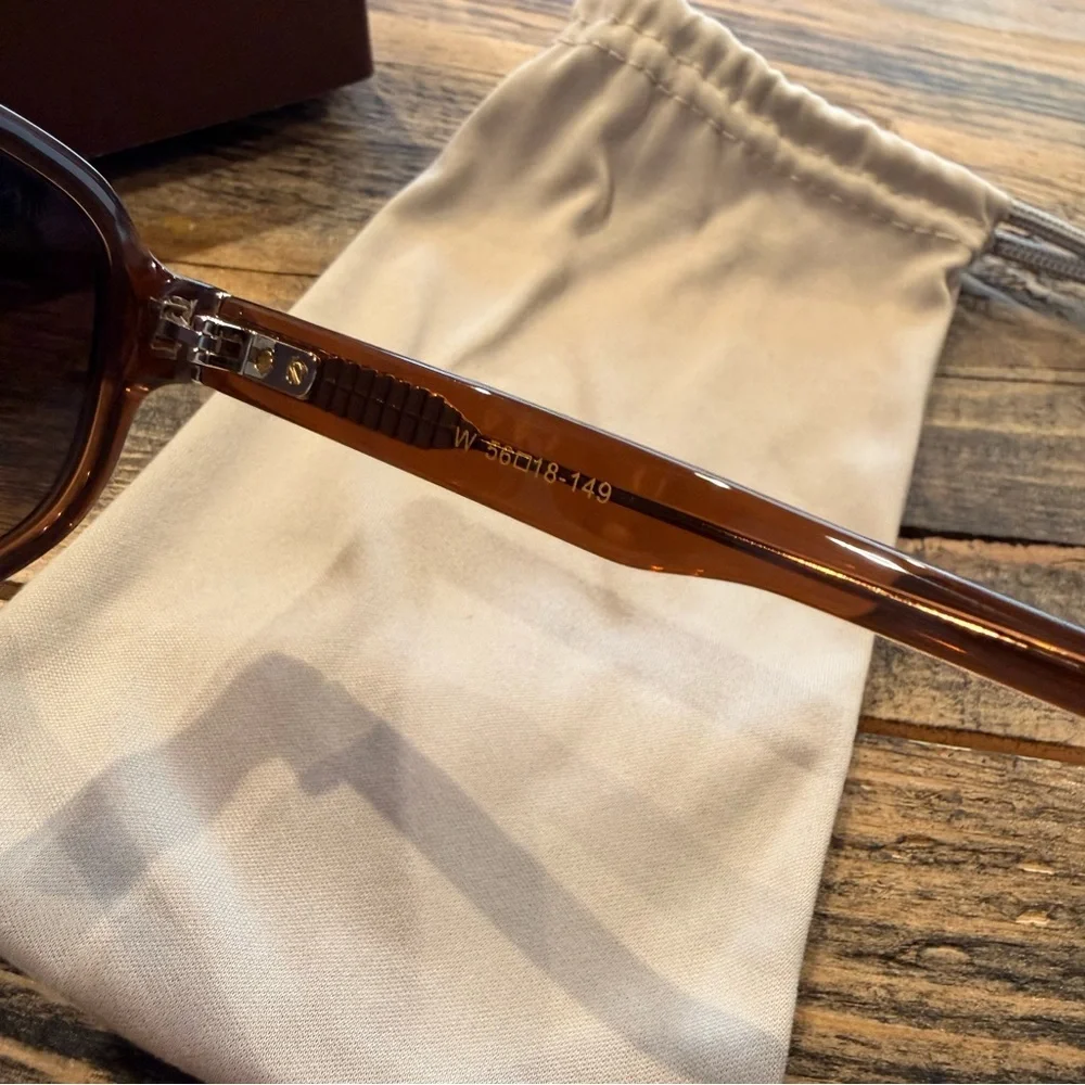 WMP Eyewear Brooklyn Oversized Aviator Sunglasses